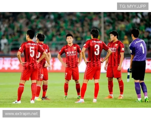 那不勒斯近期表现能否支撑其重回巅峰,争冠形势与稳定性面临考验