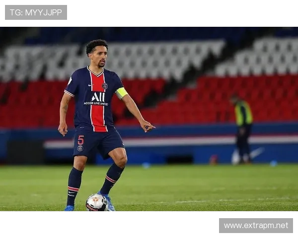 巴黎圣日耳曼结构失衡问题显现,当前阶段对球队整体表现造成影响