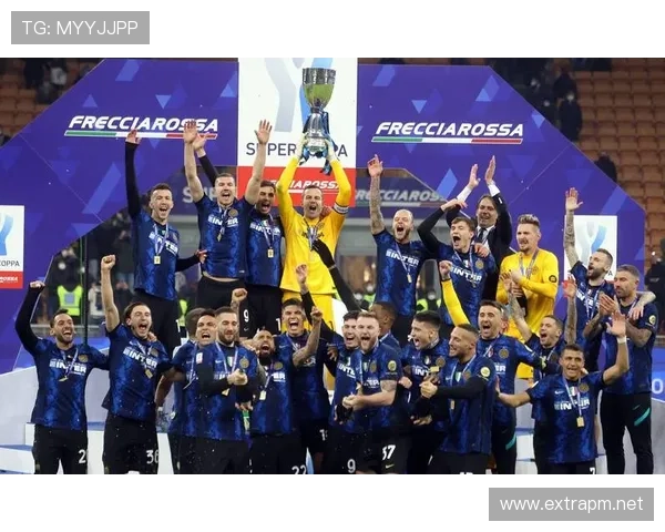 AC米兰赛季连胜开局问题显现,防守稳定性承压影响争冠前景 AC米兰赛季连胜开局问题显现,防守稳定性承压影响争冠前景