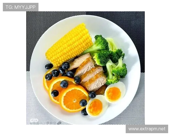 莱德基每天游5公里，早餐吃三块牛排——这还是她减脂期的食谱？